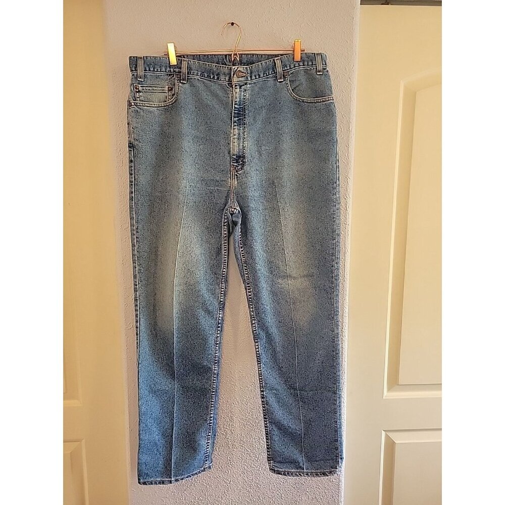 Vintage Levi’s 540 Medium Wash Jeans 42x32 Actual 40x32 Made In USA Brown Tab